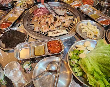 드럼통바베큐 매장 미리보기 3